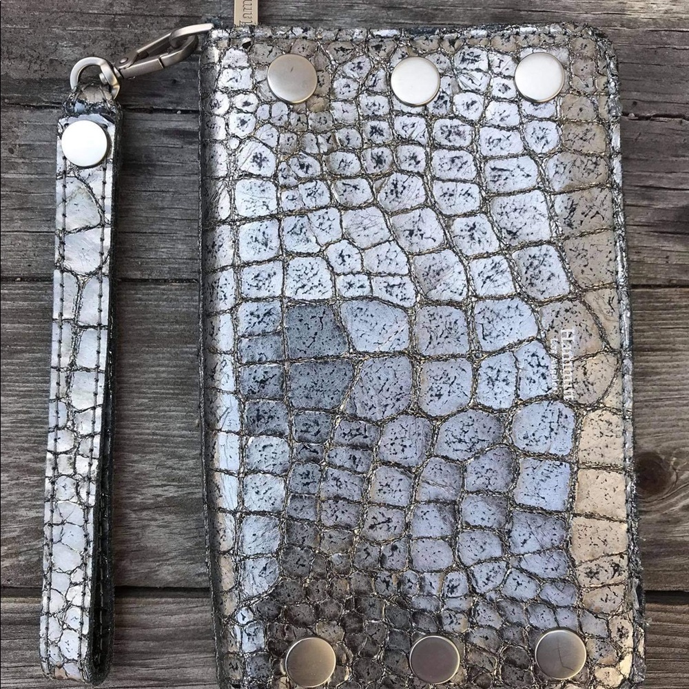 Hammitt 395 north wallet
